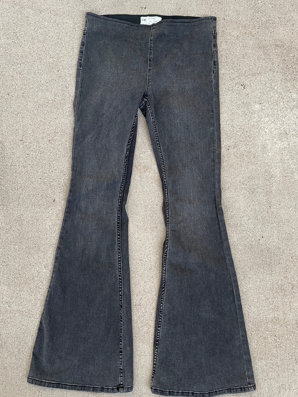 We The Free Free People Flare Jeans Women’s 28 Black Penny Pull On Stretch Bell
